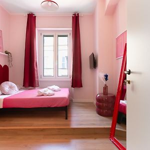 Camera economica con letto king size